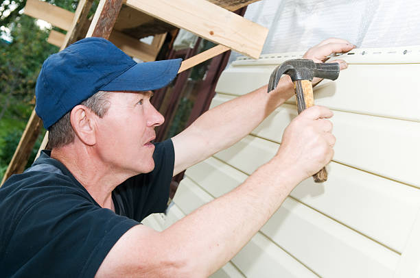 Siding Removal and Disposal in Ukiah, CA